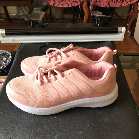 LINSHI SPORT size 6. - Picture 2 of 2